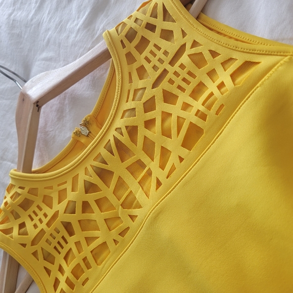 Yellow dress size S - Picture 4 of 5